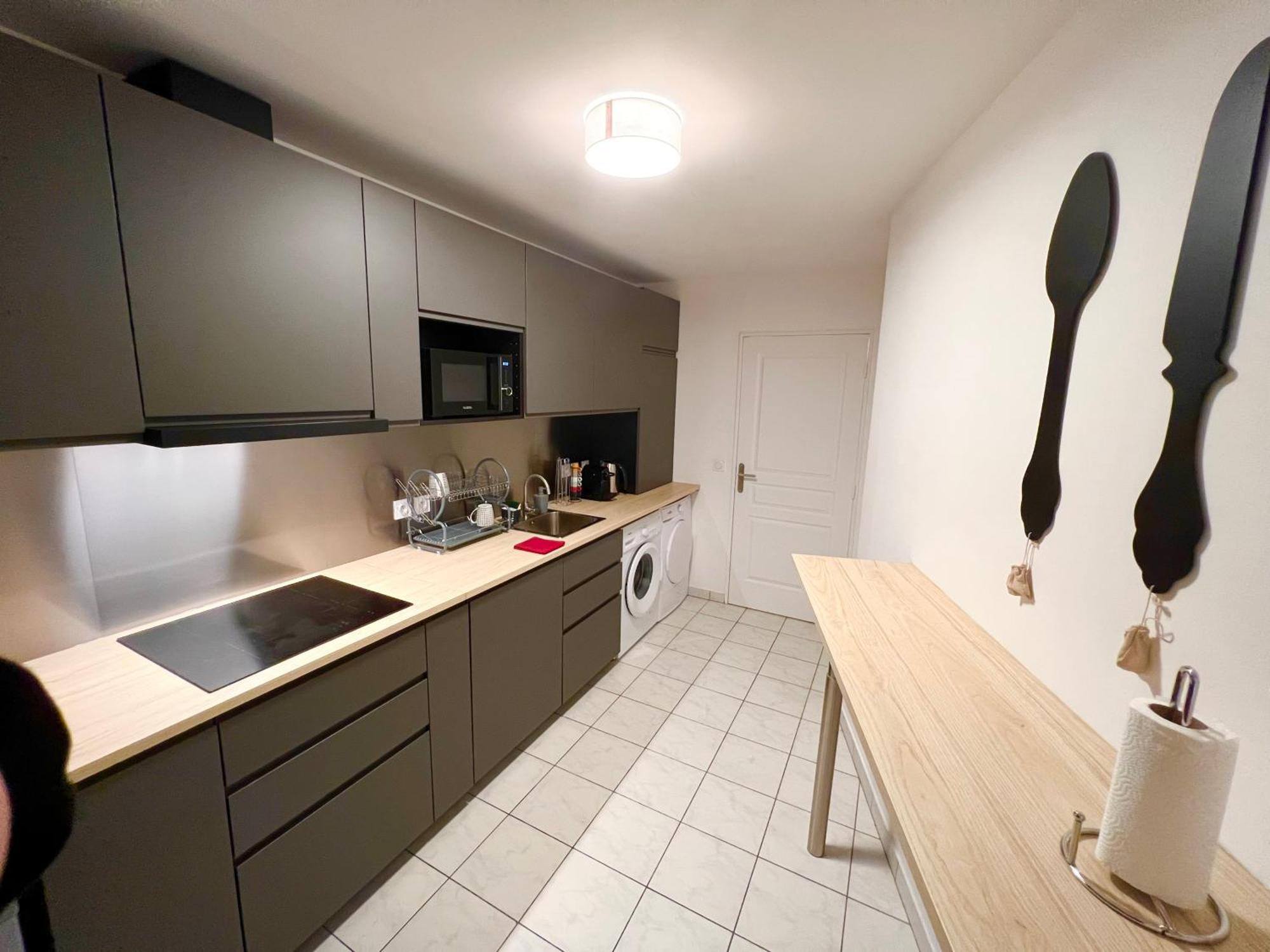 Paris-Montrouge Magnifique Appartement 3 Pieces De 75M2 Avec Parking - Tres Cosy Pour 1 - 8 Personnes Refait A Neuf -Entire Apartment Luxurious And Warm -Montrouge Paris 14Eme - Proche Aeroport Orly Parc Expositions Porte De Versailles Free Wifi Grat エクステリア 写真
