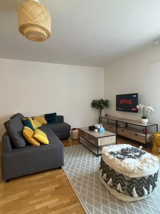 Paris-Montrouge Magnifique Appartement 3 Pieces De 75M2 Avec Parking - Tres Cosy Pour 1 - 8 Personnes Refait A Neuf -Entire Apartment Luxurious And Warm -Montrouge Paris 14Eme - Proche Aeroport Orly Parc Expositions Porte De Versailles Free Wifi Grat エクステリア 写真